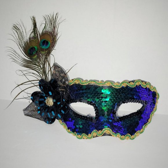 4PC Masquerade Masks for Halloween, Carnivale, Mardi Gras - Picture 2 of 5